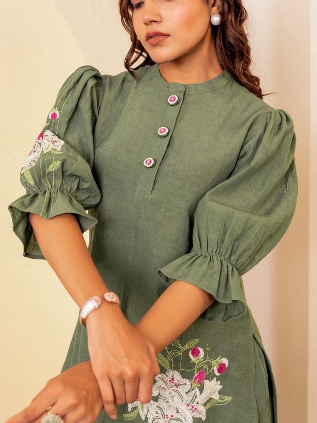 Graceful Green Floral Embroidered Cotton Co-Ord Set-M