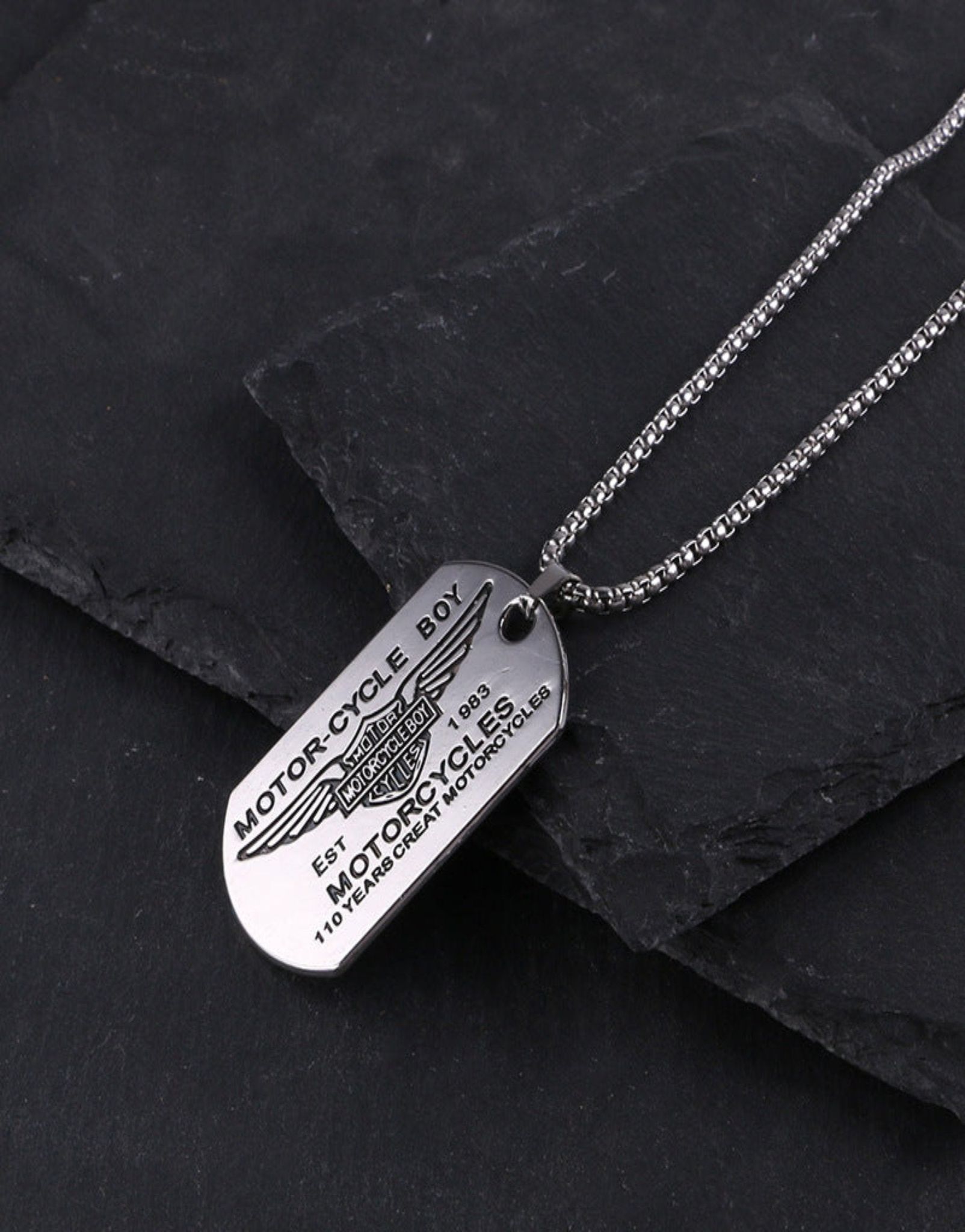 Motorcycle Men Pendant-With Box Chain / Silver