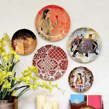 Aisha Sultan Wall Plate-Large: 26 Cm
