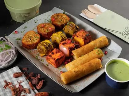 Party Platter Veg [24 Pcs.]
