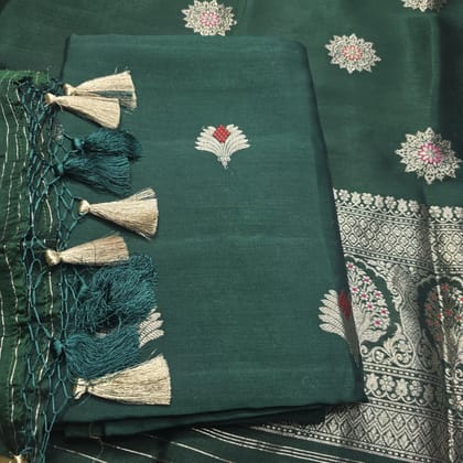 Green chiniya silk meendar 3 piece suit