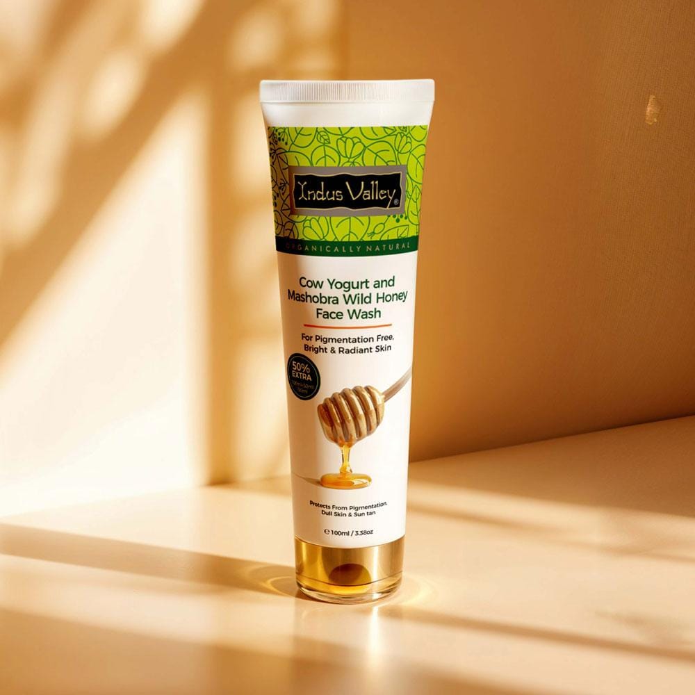 Yogurt and Honey Face Wash for Pigmentation-free Bright & Radiant Skin | Infused with Papaya Fruit Extract - 100ml-Face Wash 100 ml