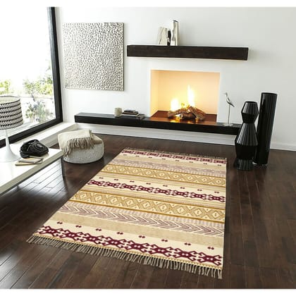 Rajasthani Boho accent rug-4ft x 6ft