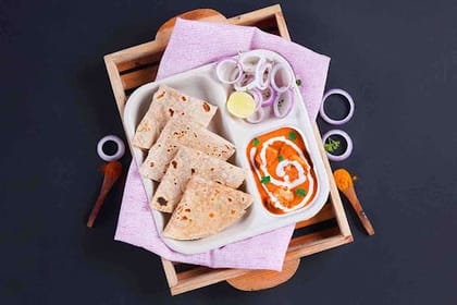 Paneer Lababdar Chapati Lunchbox