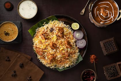 Butter Chicken Boneless Hyderabadi Biryani
