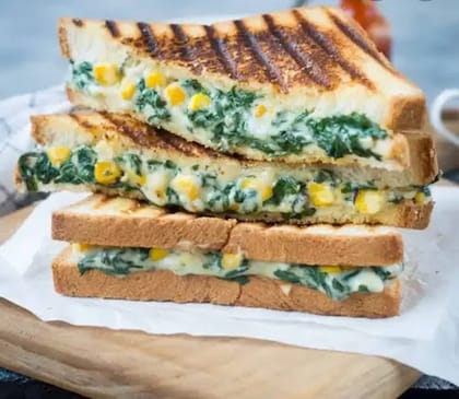 Spinach Corn And Cheese Sandwich