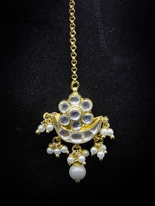 Gold-Plated White Jadau Kundan-Studded Bindiya Style Maang T