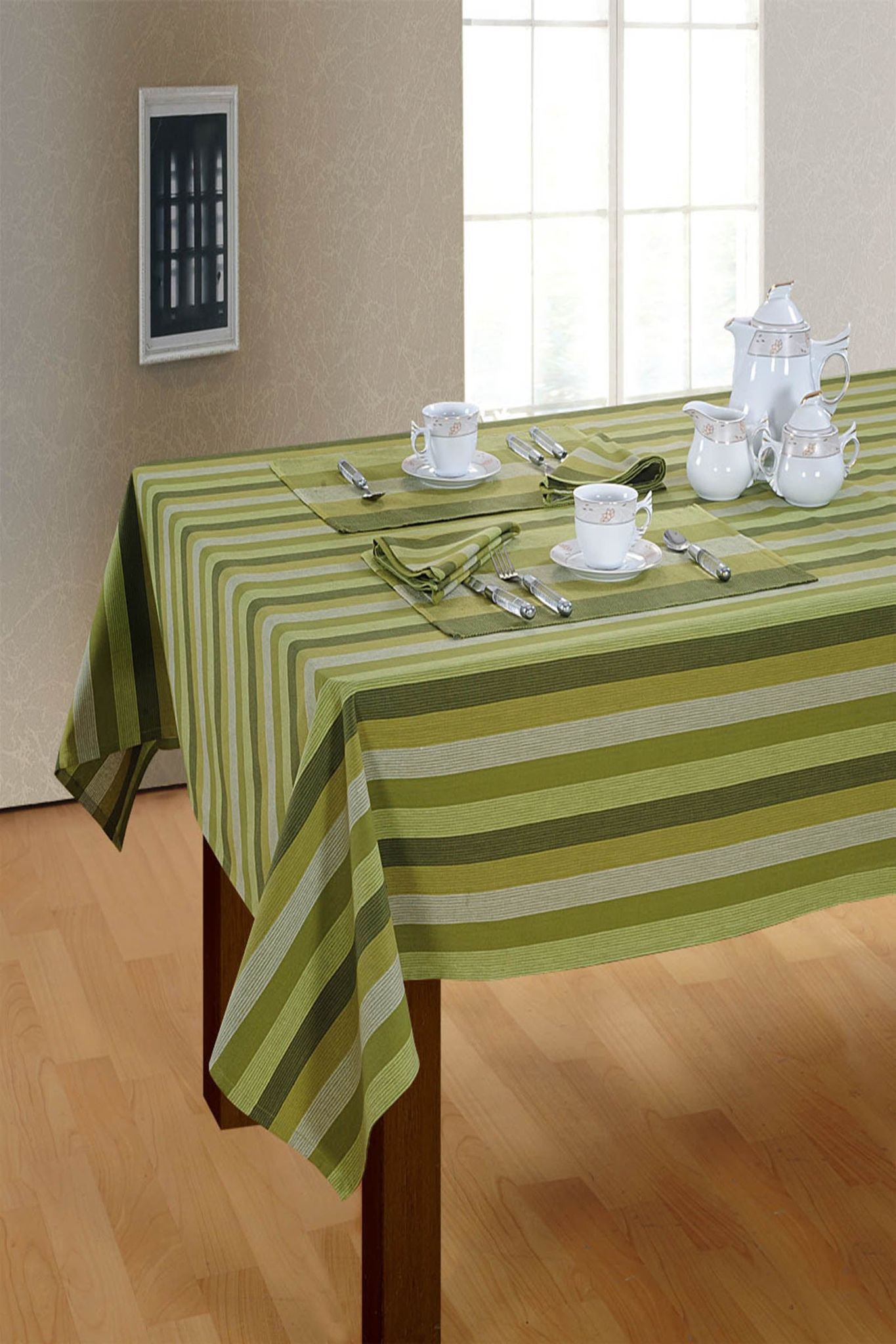 Green Ivan Table Cover-60 x 120 in / Green / Green