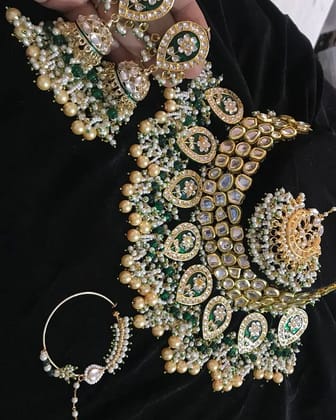 ZEVAR | Traditional green Kundan Bridal Jewellery Necklace