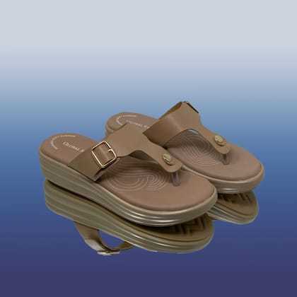 Beige platform sandals-Beige / 36