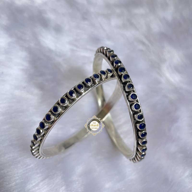 Dilkash Round Stone Bangle-Blue / 2.2