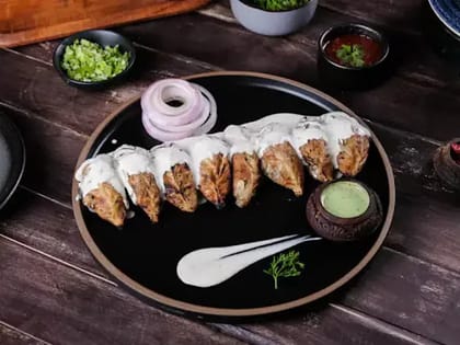 Paneer Afghani Momos [ 6 Pcs ]