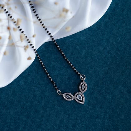 Silent Lumina Mangalsutra-White / Rhodium / 18"