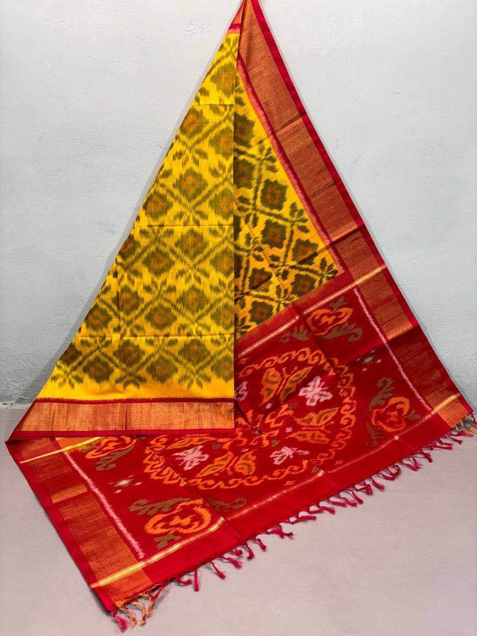 Graceful Soft Handloom Sico Pattu Sarees in Bright Yellow-Yellow