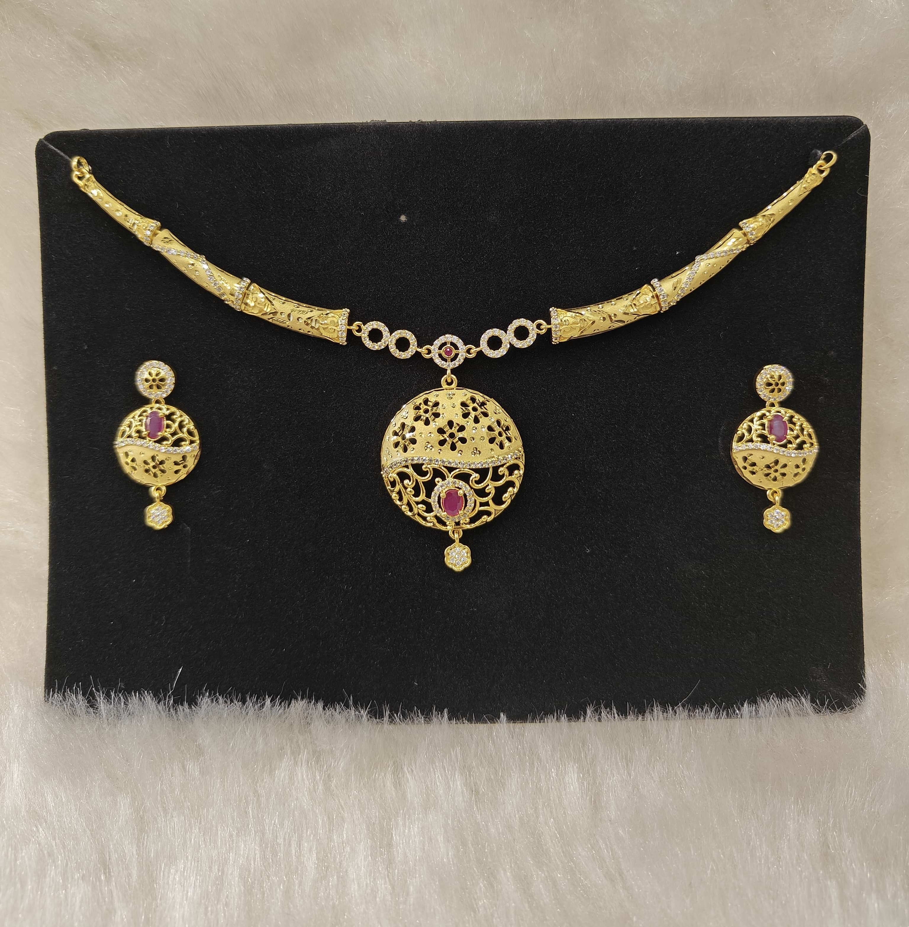 Forming Necklace Set - Prestige Collection By Amit Chauhan And Sons