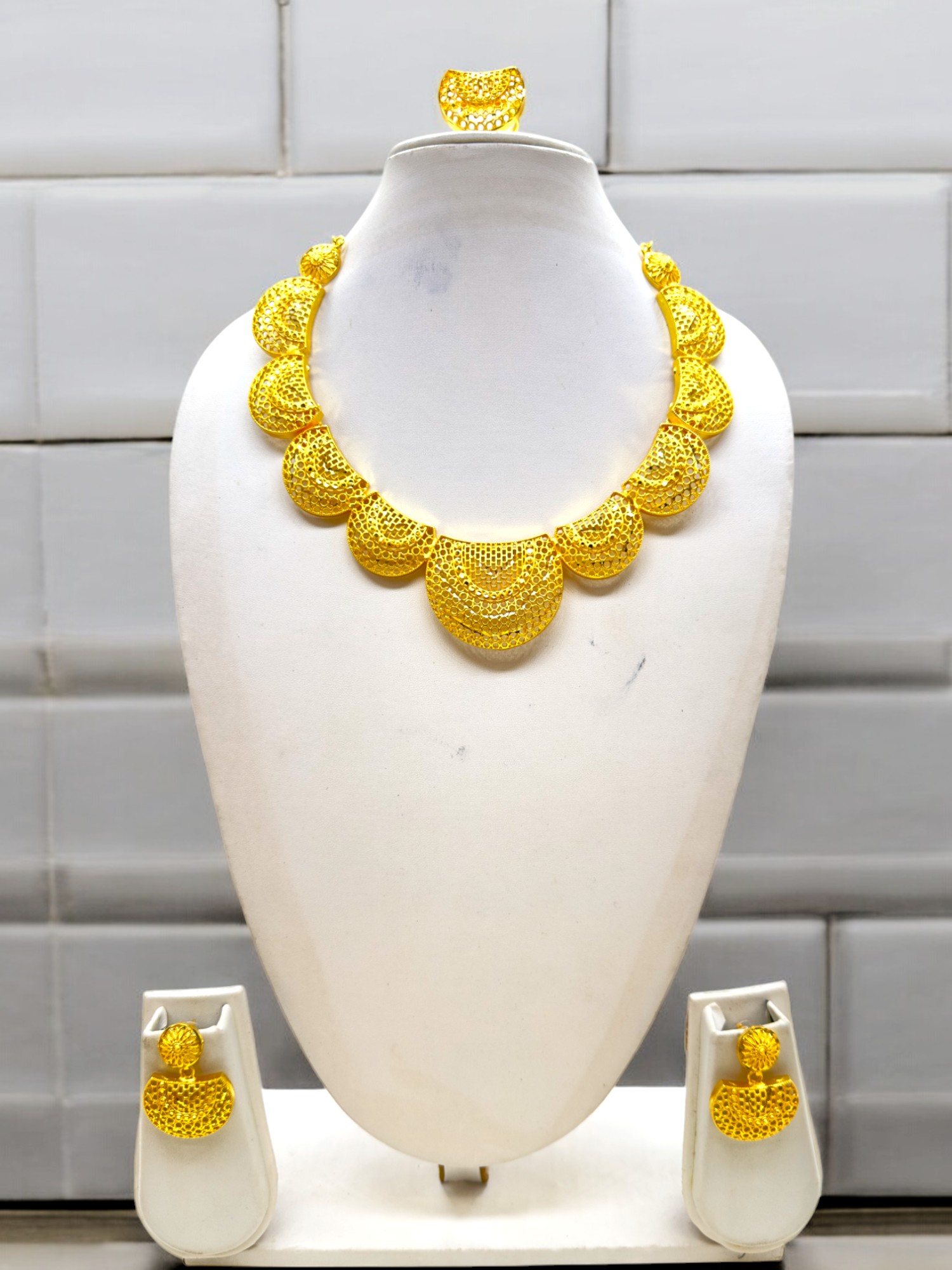 Forming Necklace Set - Prestige Collection By Amit Chauhan And Sons