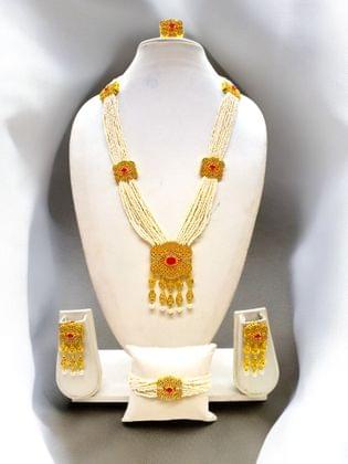 Pearl Oasis Necklace Set - Signature Collection By Amit Chauhan And Sons