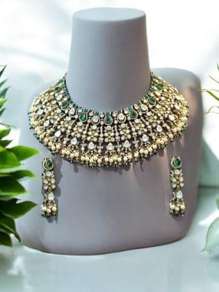 Emerald Luxe Choker - The Royal Bride By Dia Art Jewels